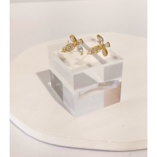 Ασημένια Σκουλαρίκια επίχρυσα καρφωτά με ζιργκόν Πεταλούδα (SE69)